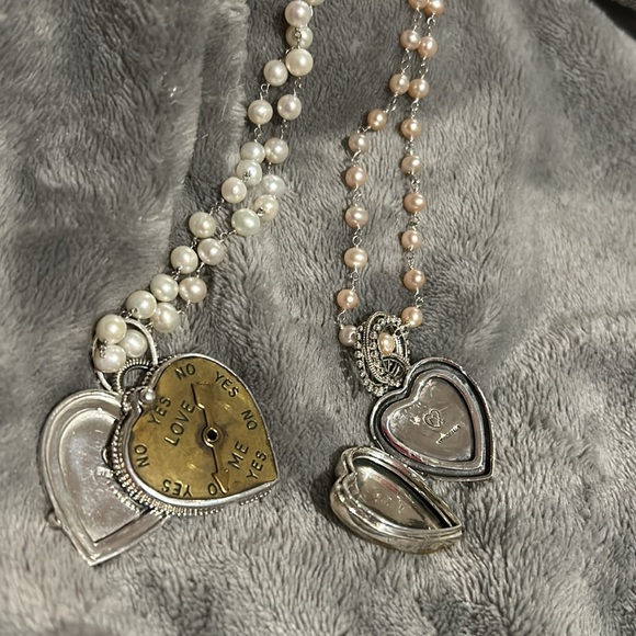 Mars and Valentine Spectacular “Love Meter” Locket-Boutique